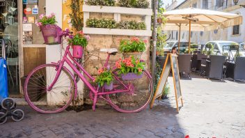 Rome bike tour: Rent a bike and discover Rome by bike