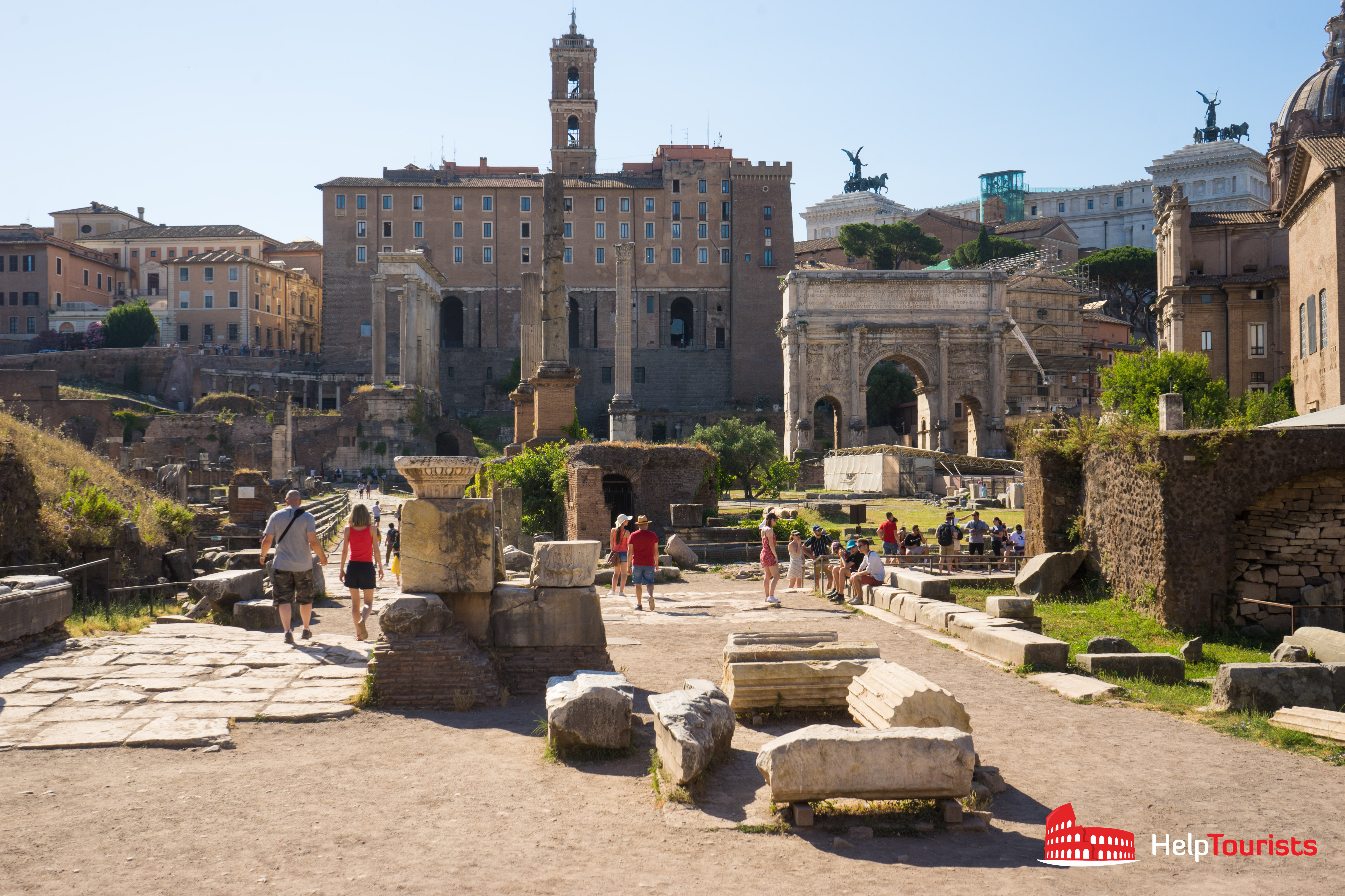 ROME_Forum-Romanum_visitors