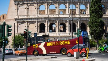 Vergleich Hop on Hop off Rom: Preise, Tickets, Routen und Haltestellen