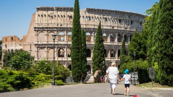 Which are the most beautiful districts of Rome?