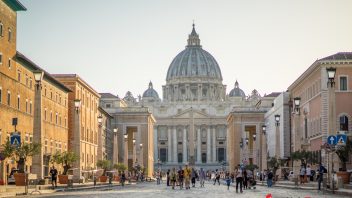 Petersdom Rom besuchen: Eintritt, Öffnungszeiten, Tickets, Tipps & Infos!